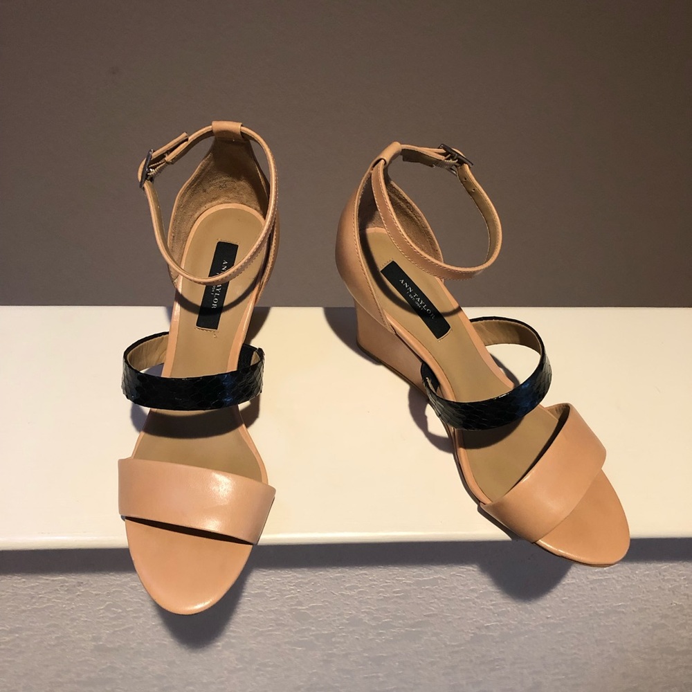 Ann Taylor multicolor leather wedge sandals